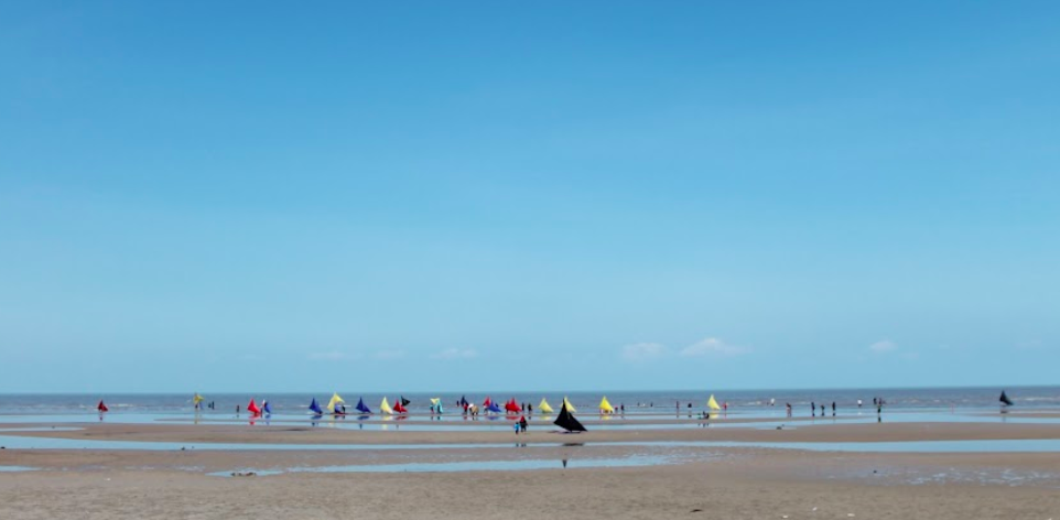 pantai-selat-baru-kesumbo-ampai